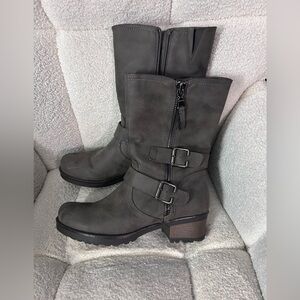 White Mountain Dark Gray Combat Boots